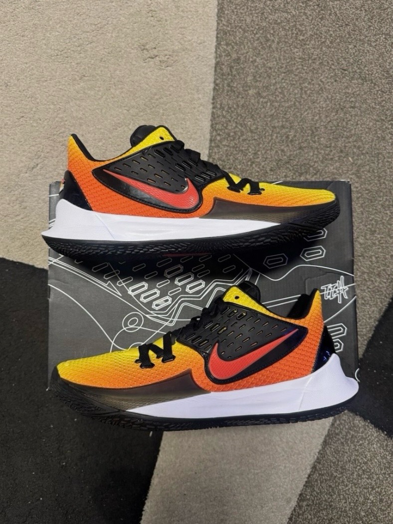 Nike Kyrie 2 Low Sunset Authentic